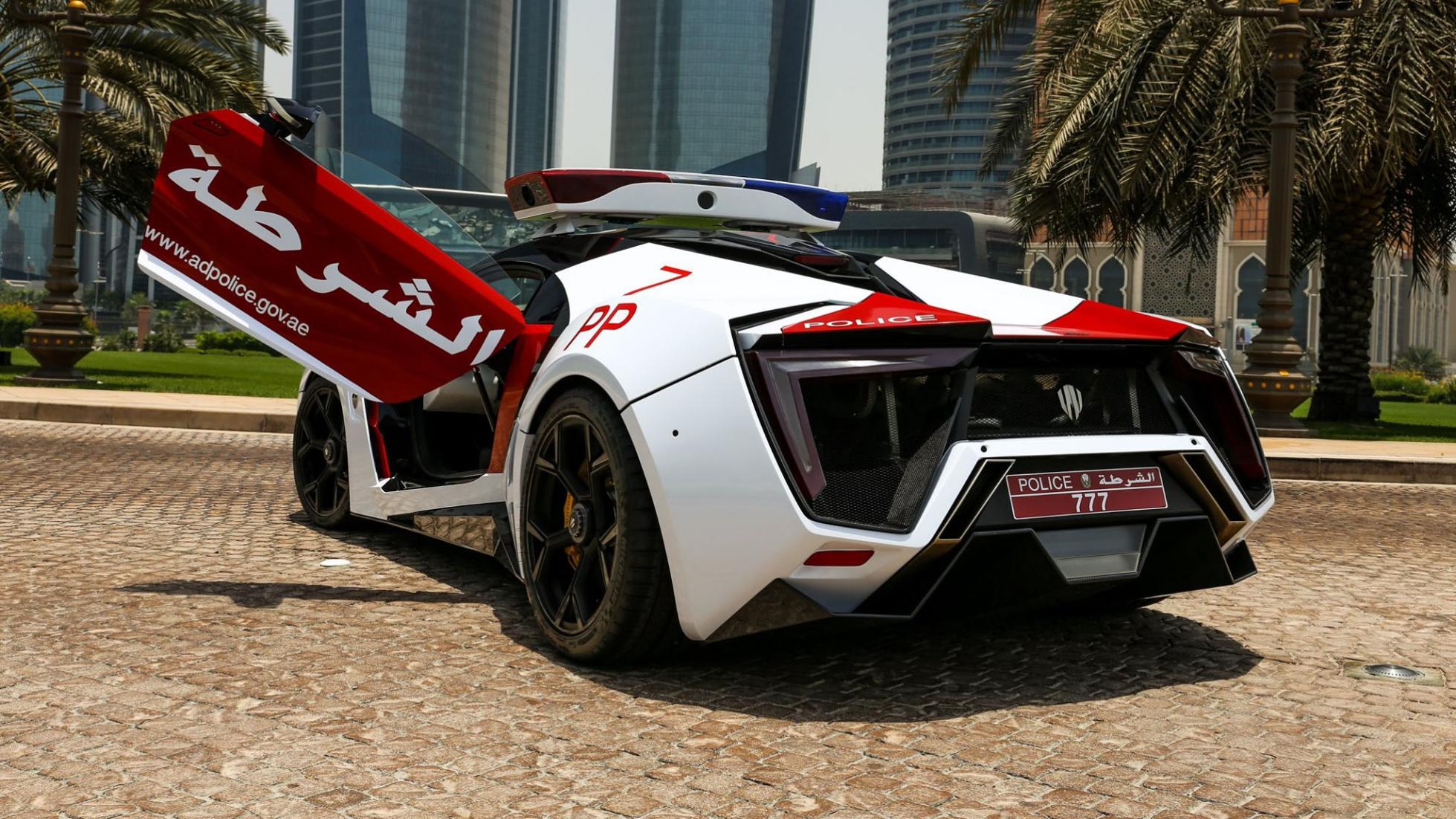 Mobil Polisi Abu Dhabi Tampil di Jakarta, Ini Teknologi Canggihnya yang Bikin Kagum!