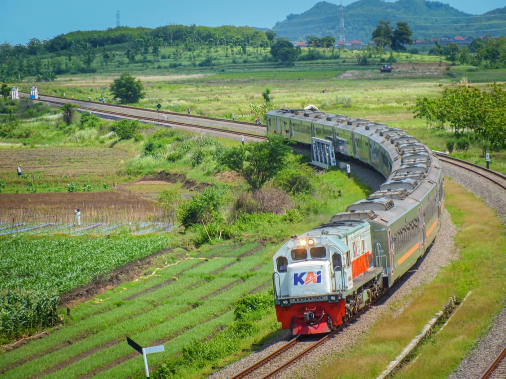 Kereta Generasi Baru Tawarkan Harga Promo, Cuma Rp100 Ribuan!