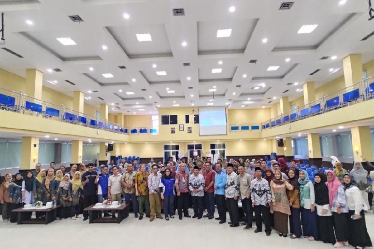 Strategi Guru dalam Meningkatkan Literasi Digital Siswa di Sekolah Menengah Perkotaan